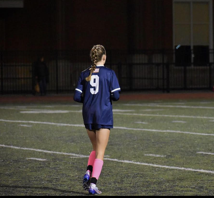 Senior Spotlight: Julianna Nassiff scores first goal of the season