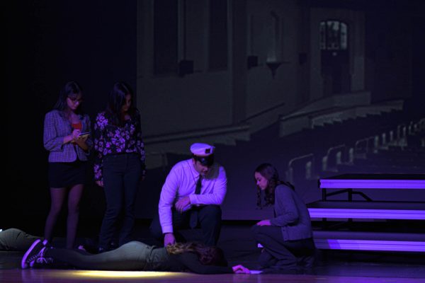 SBRHS’ Fall Play “Trap”  Wraps Up Production